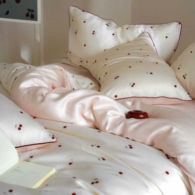 Class A Lanjing Tencel four-piece bedding summer ice silk naked sleeping silky embroidery bed sheet quilt cover bed hat