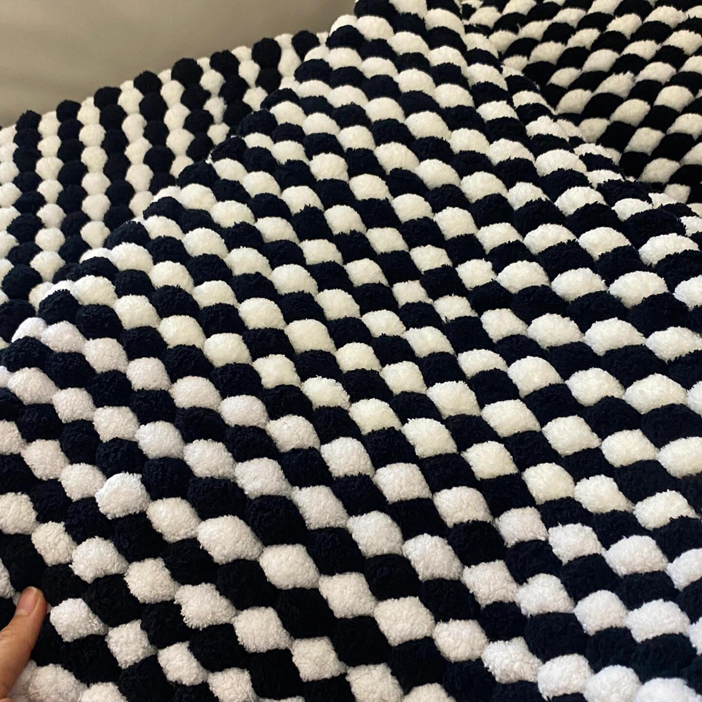 织毛毯手工diy办公球球线毛毯盖毯编织加密坐垫粗毛解闷手工礼物