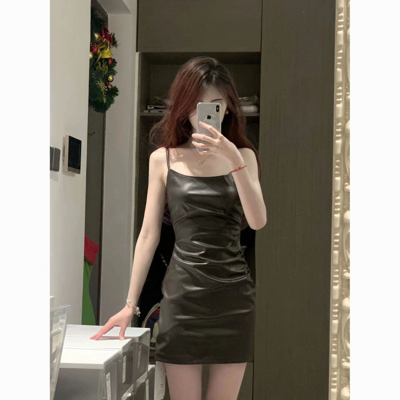 Z Suit for Women 2024 Autumn and Winter New Style Biker Short Jacket Leather Jacket Suspender Dress Slimming and Hip-Hugging