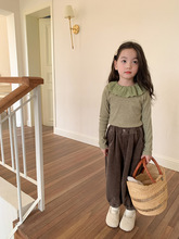 童装韩版秋季新款女童洋气柔软羊绒坑条蕾丝领打底衫