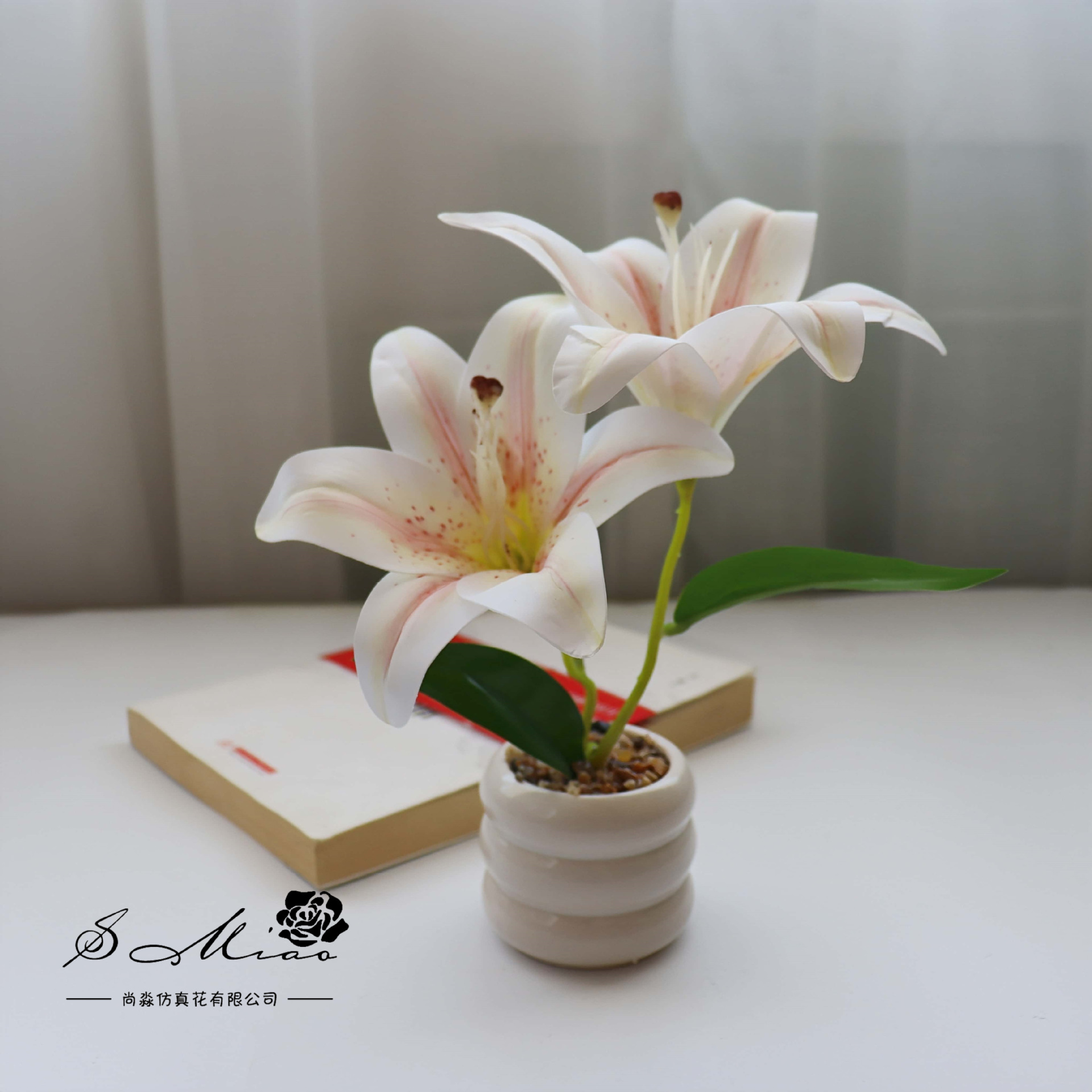 Flor falsa película sensación de lirio flor de simulación bonsai flor de moda decoración creativa plantación verde artificial simulación maceta