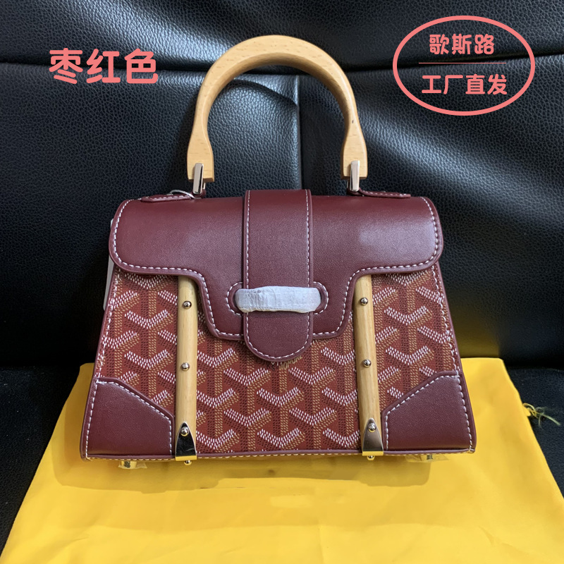 Bolso Cruzado de Cuero Mini Saigon con Asa de Madera, GAOYA | Bolsillos Organizados