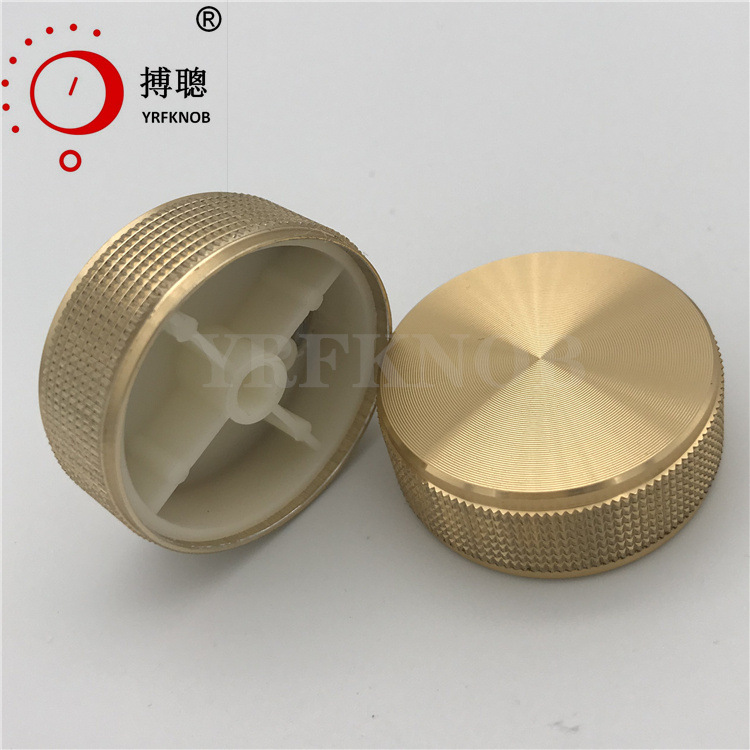 ֱ�����ܸ񵭻�ɫ���Ͻ���ť ����б��ֱ����λ����ťñ40*17