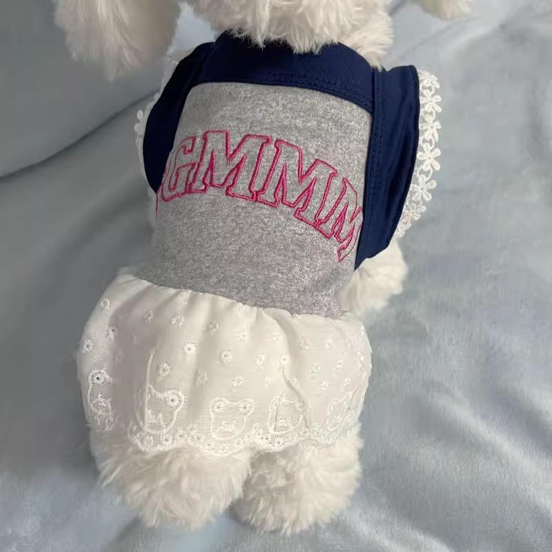 Ropa para mascotas Primavera y verano Chicas calientes transpirables de encaje camisola perro Teddy Bichon Perro pequeño Bomei