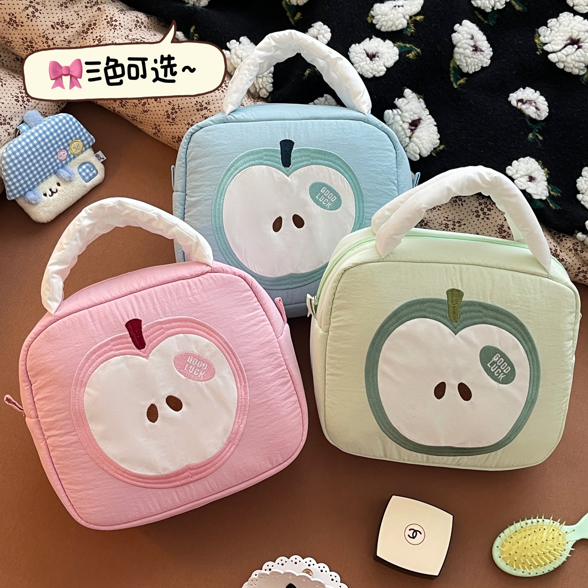 Nuevo lindo bolso de maquillaje de mano de manzana portátil de gran capacidad para mujeres bolso de lavado bolso de viaje