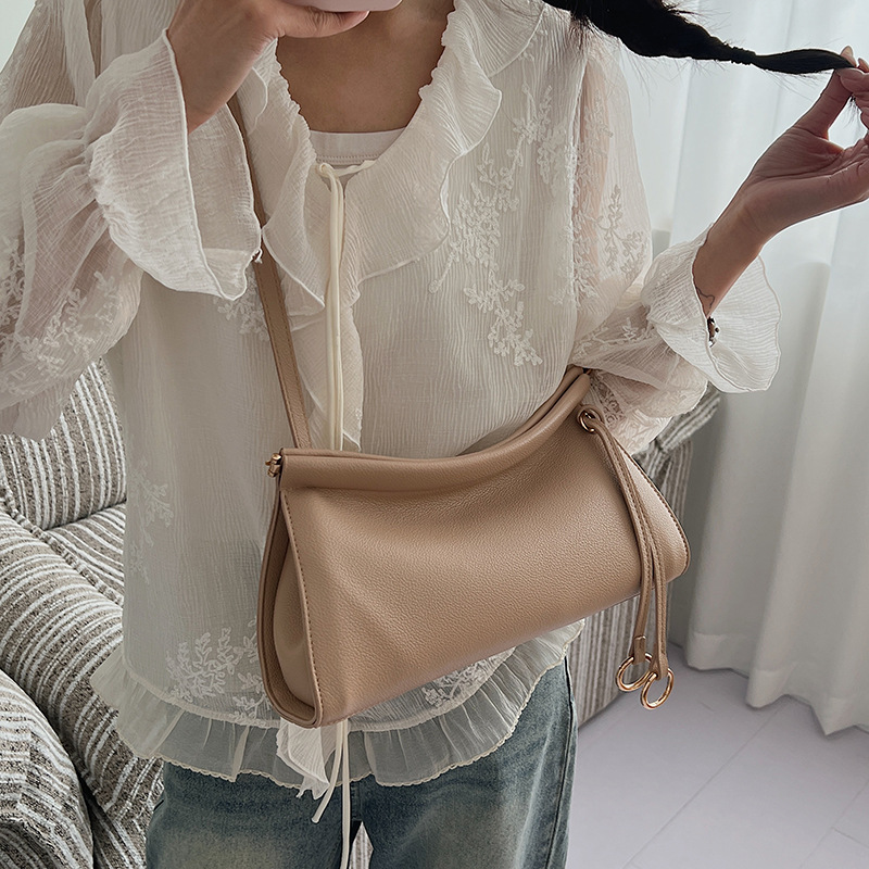 2026 New Arrival Underarm Bag Retro Baguette Purse Kiss-Lock Clasp Bag Fashion Minimalist Niche Shoulder Crossbody Bag - Thumbnail 2