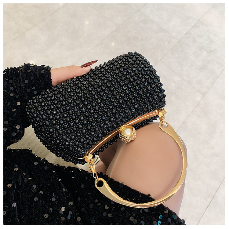 New pearl lady's handbag, banquet dress crossbody bag, elegant socialite dinner bag, high-end underarm bag wholesale undefined