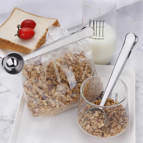 Kitchen Tools Japanese and Korean Creative Spoon Stainless Steel Multifunctional Coffee Spoon Milk Powder Measuring Spoon with Sealing Clip
