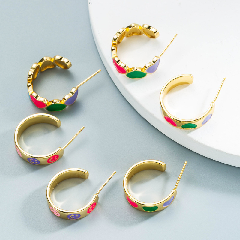 wholesale jewelry goldplated copper heartshaped Cshaped earrings Nihaojewelrypicture2