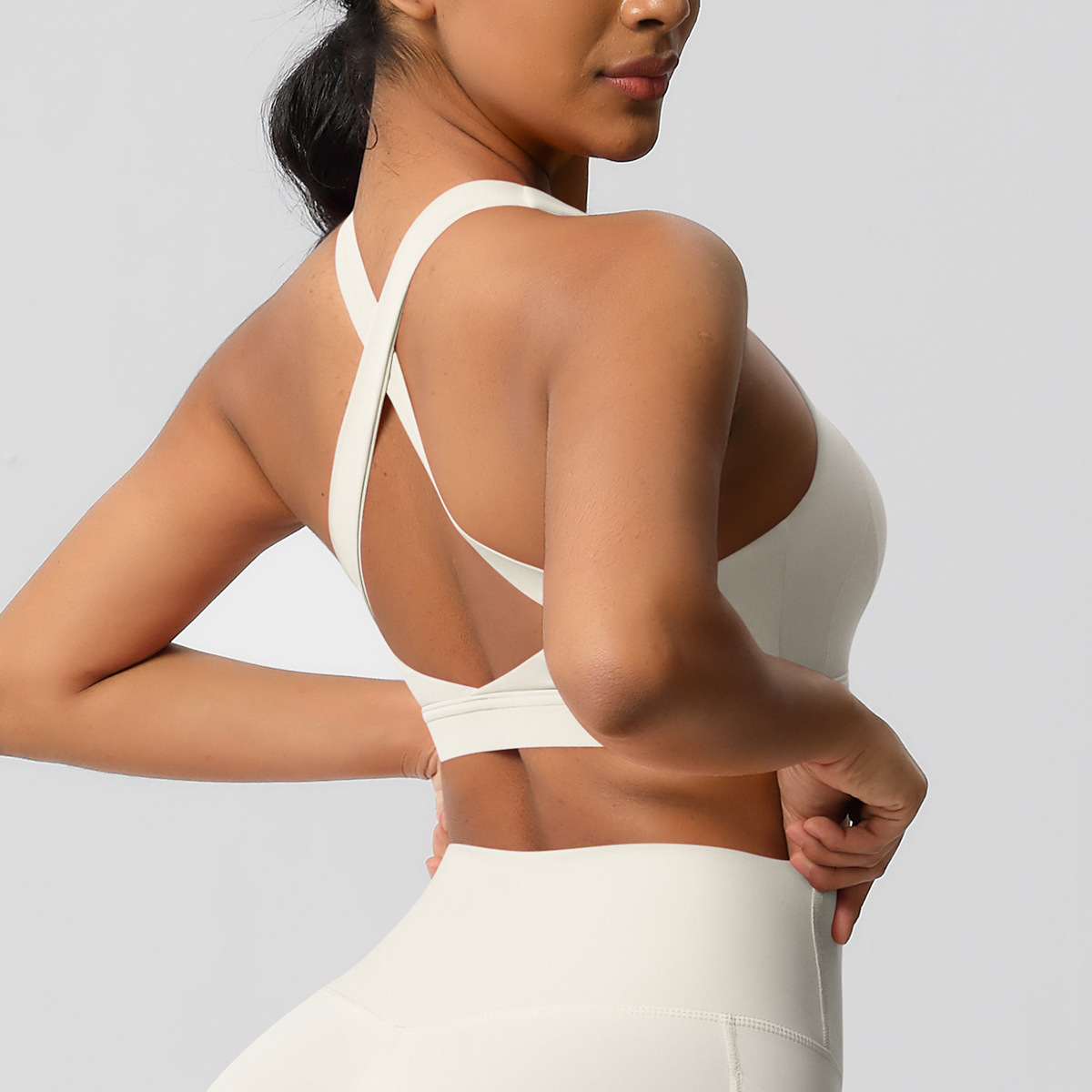 168g Weight Sleeveless Sleeve Length Nylon, Spandex Fabric Type Short Top Length Sports Vest Tops Type Fitness, Yoga, Running Occasion U Neck Neckline Solid Color Pattern Sport Style Style S, XL Size Sport Style Solid Color Nylon Spandex U Neck Active Tops Sports Vest 44