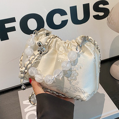 新中式國風串珠手提包包女2024新款小眾單肩斜挎包夏天百搭水桶包