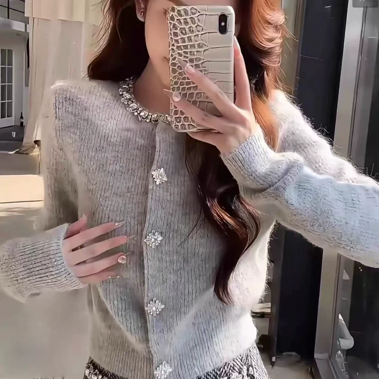 [Возвращение тысяч золотых] Тяжелый промышленный гвоздь бус тонкий темперамент вязаное пальто женский белый розовый серый