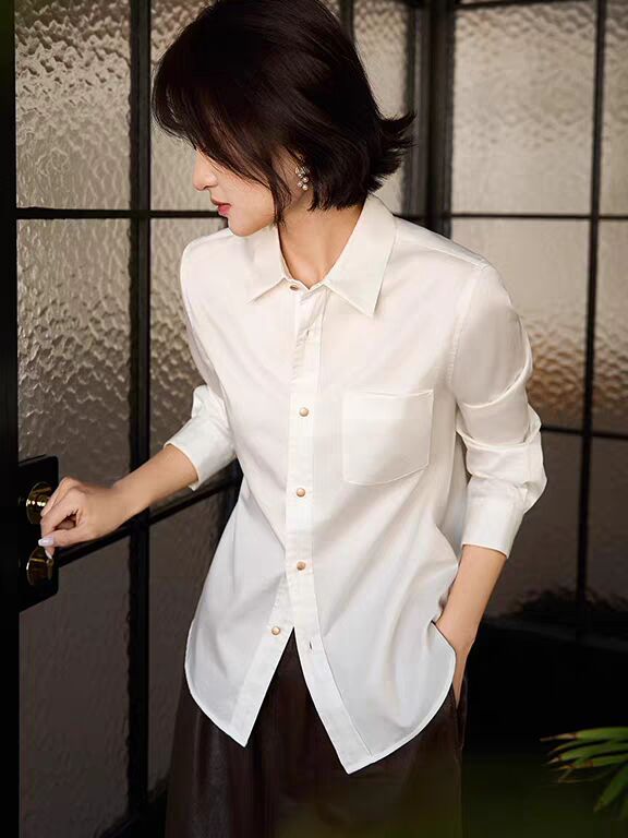 Áo sơ mi nữ cổ polo viền hoa trắng dài tay — trắng