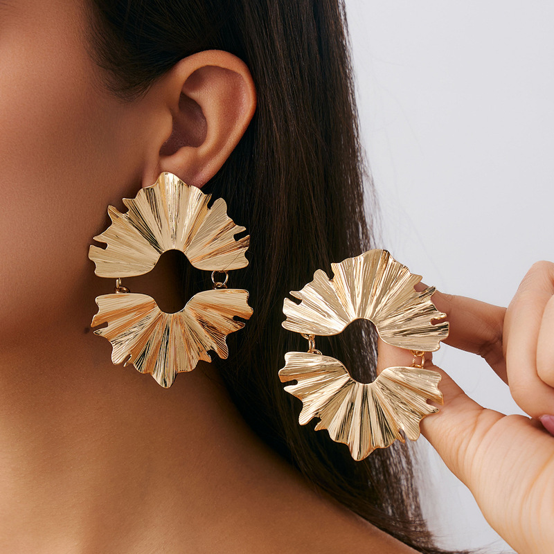 欧美跨境饰品设计感轻奢褶皱几何耳钉earrings 甜酷光面圆形耳饰|undefined