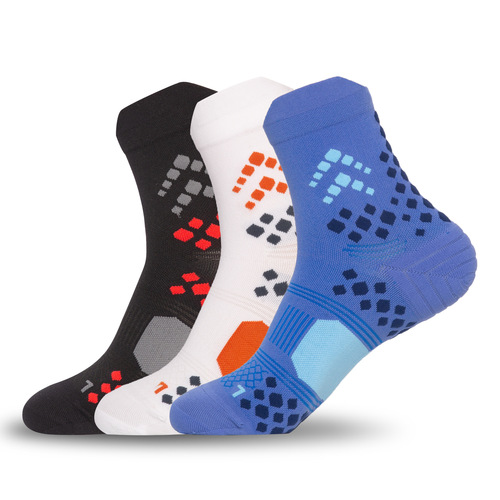 Max outdoor sports hiking socks for men and women badminton tennis running fitness moisture-absorbent non-slip foot protection sports socks