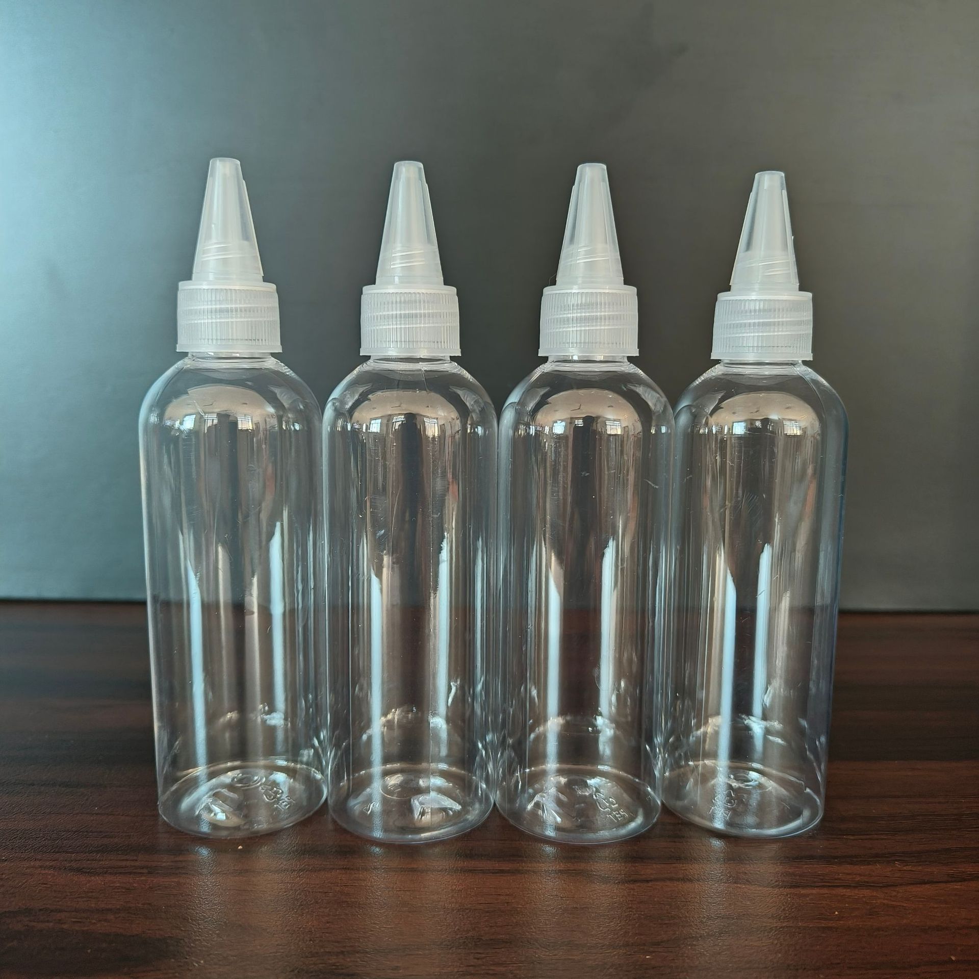 现货批发100ml塑料瓶尖嘴瓶小口瓶彩色透明塑料油瓶100毫升水剂瓶