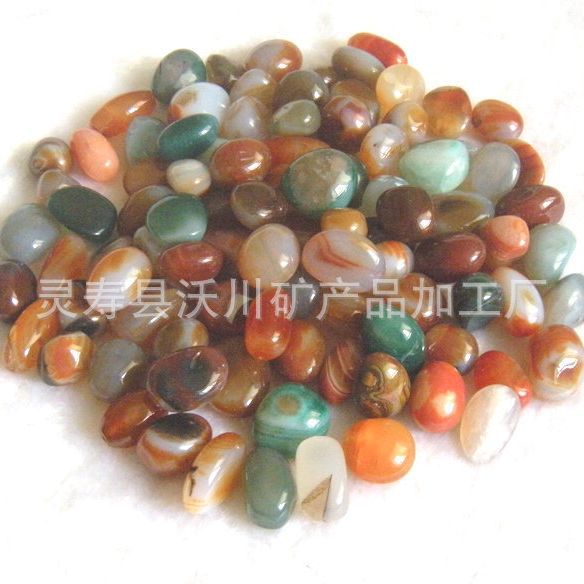厂家供应鱼缸造景装饰五彩雨花石鹅卵石 多肉植物铺面彩色小石子