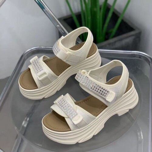 Small thick-soled Velcro sandals for women 2025 summer new soft-soled sports sandals breathable and non-slip beach shoes