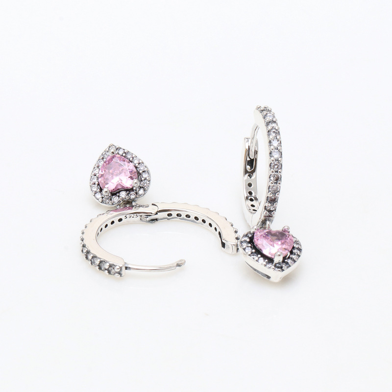 Date, Tea Party Occasion Copper Material Heart Shape Pattern Women's Gender Plating Design 1 Pair Simple Style Classic Style Heart Shape Plating Copper Drop Earrings