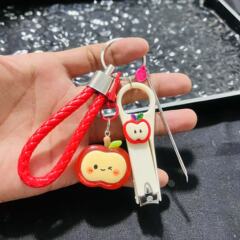 模擬アップルキーホルダー、甘くてかわいい学生スクールバッグペンダントアクセサリー、楽しくて面白いペンダントアクセサリー