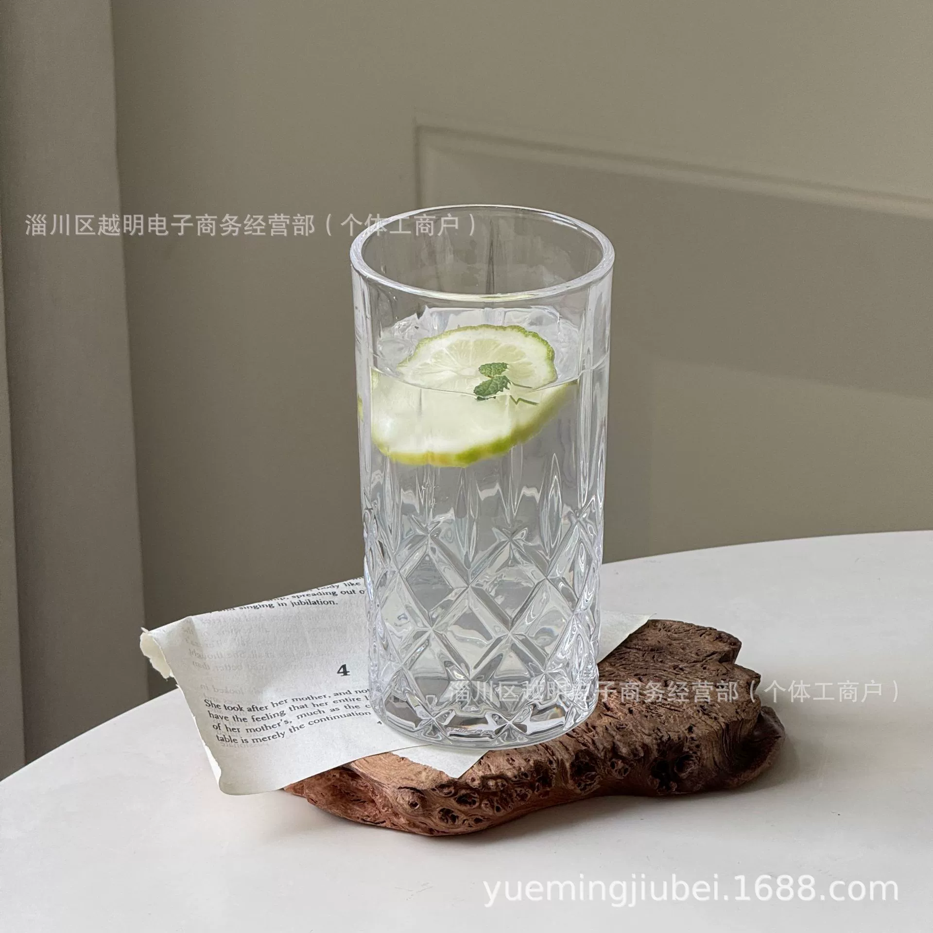 High quality set, transparent retro glass