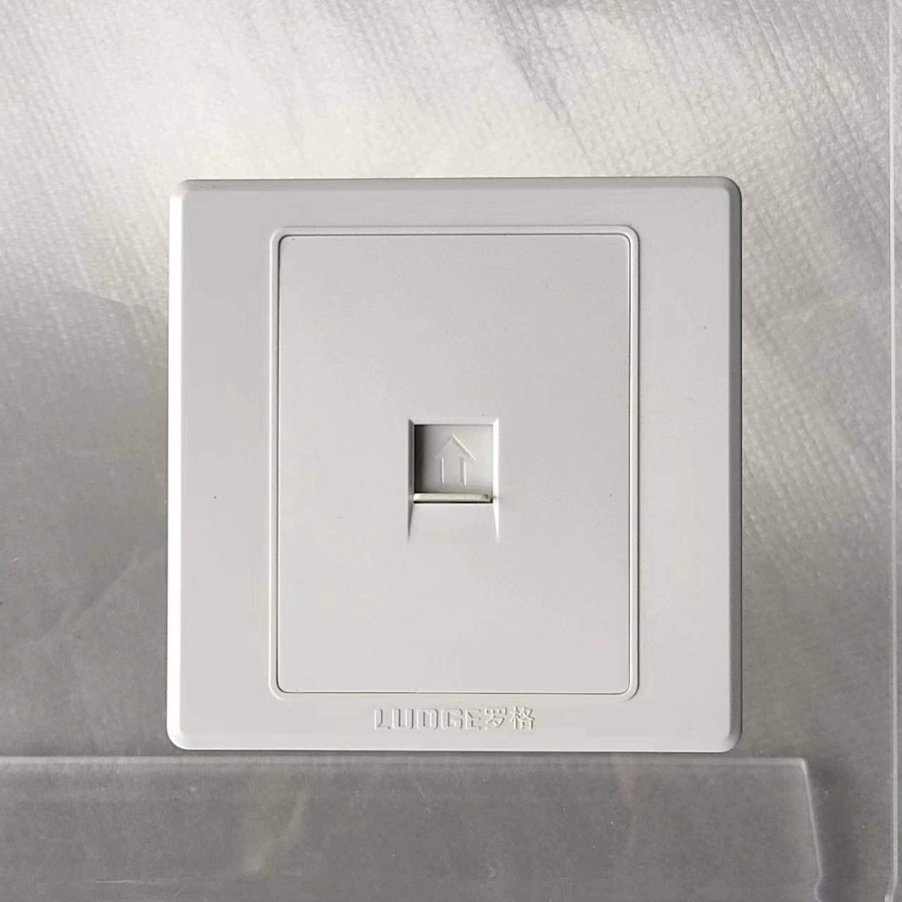 Luoge Wall Ultra-Thin Switch Panel - Lightweight, Multi-Config Electrical Socket Box with Light