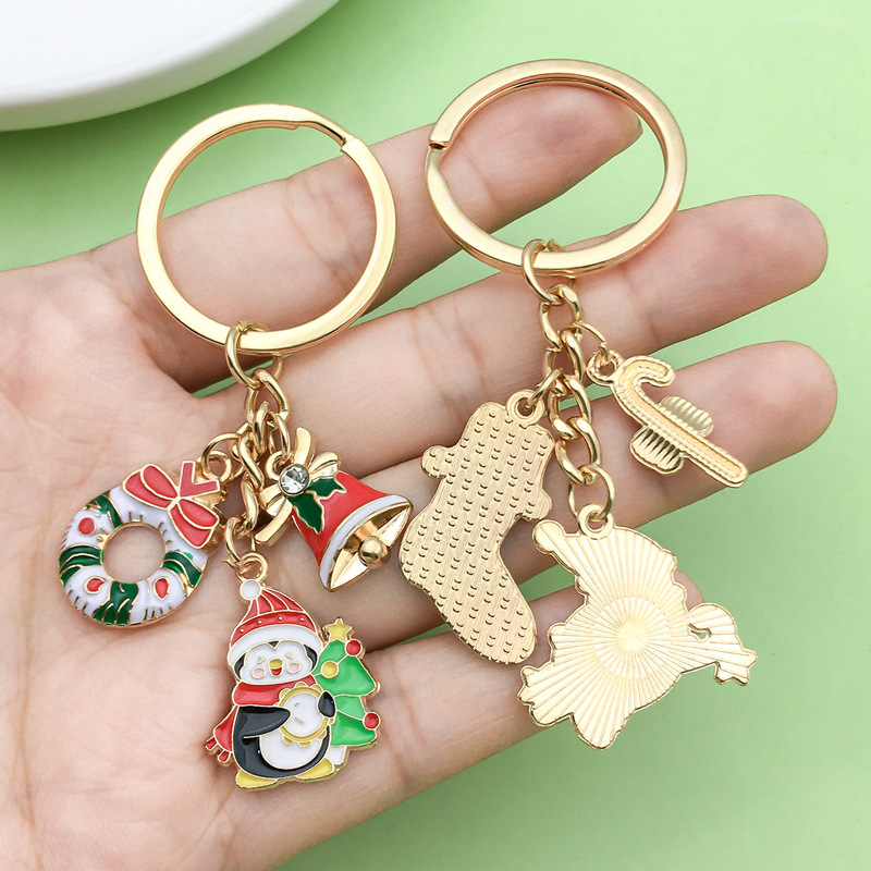 クロスボーダーサンタクロースの日クリスマスツリーデーかわいいキーホルダー合金キーチェーンバッグペンダントジュエリー小さなギフト|undefined