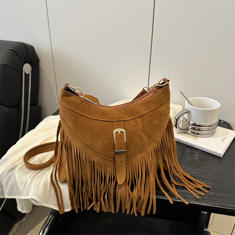 Crossbody Tassel Bag Niche Design Bohemian Style Versatile Retro Elegant Personality Trendy Style Shoulder Crossbody Bag Crossbody Tassel Bag Niche Design Bohemian Style Versatile Retro Elegant Personality Trendy Style Shoulder Crossbody Bag