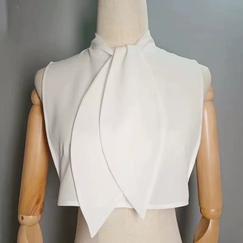 White false collar, bow tie, black accessory, Korean style
