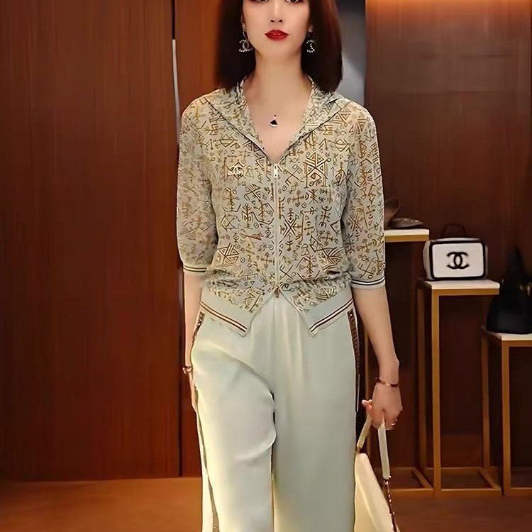 一件代发2025春秋季减龄连帽外套时尚百搭洋气休闲宽松大码上衣女|undefined