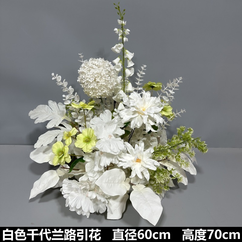 Flor de la boda de la flor Chiyeya rosa roja fila de orquídeas fila de flores bosque escena de compromiso decoración de la boda fondo de decoración