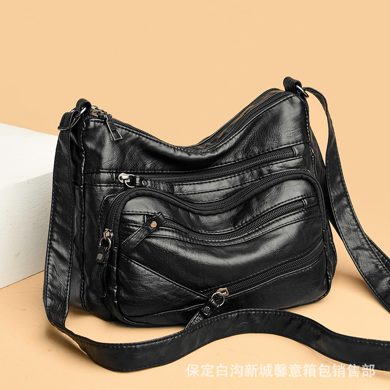 autumn capacious fashionable one-shoulder bag for mother and baby
