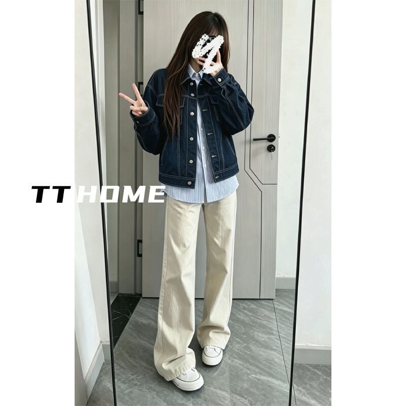 Dark blue short denim jacket for women, suitable for spring and autumn, paired with a striped shirt and jeans, three-piece set Dark blue short denim jacket for women, suitable for spring and autumn, paired with a striped shirt and jeans, three-piece set