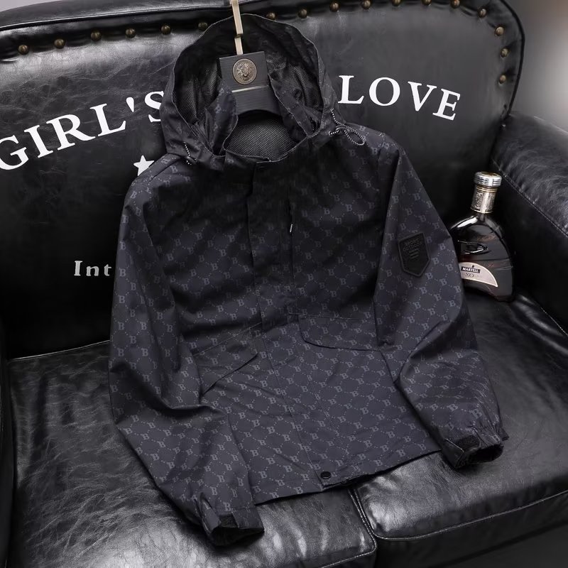 New Youth Men's Sports Spring And Autumn Casual Hooded Windbreaker Trendy Waterproof Outdoor Vintage Jacket_voghion.com
