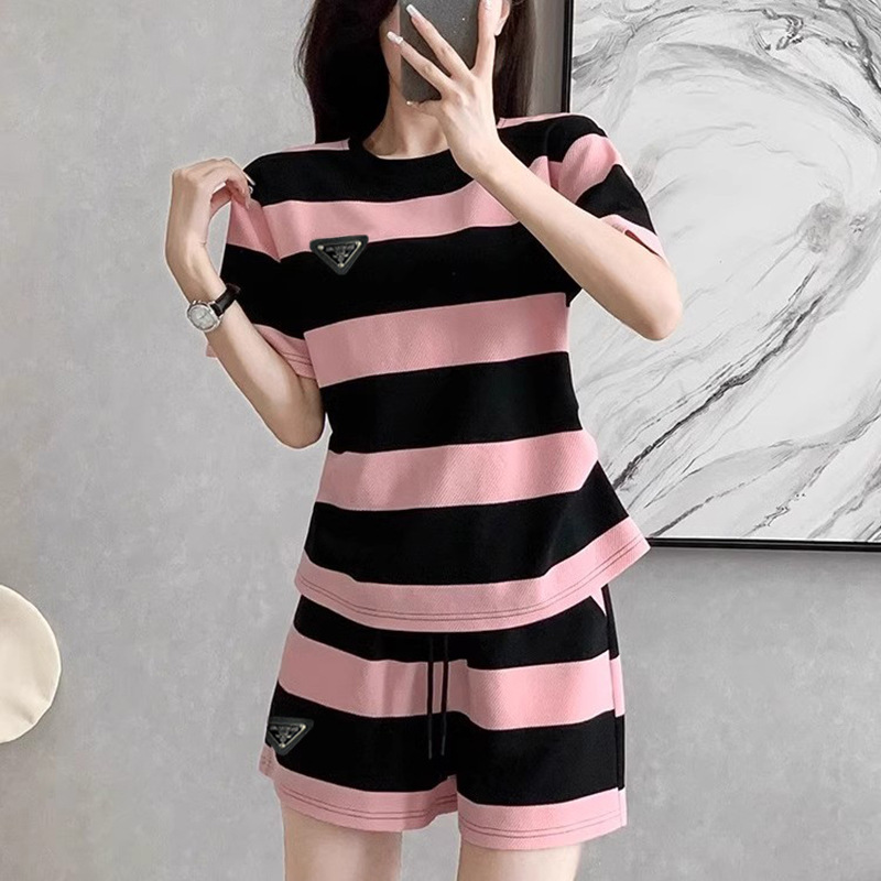 Hong Kong-style Retro Sports Casual suit Women's Summer 2025 New Short-sleeved Pink Black Striped Shorts Two-piece Set