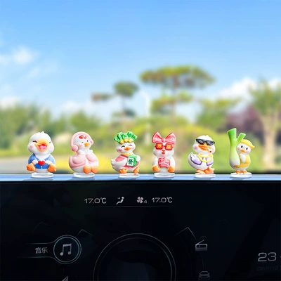 Creative Rich Duck Cute Car ornaments - multiple-options-available-see-details-page-6-combinations-of-cute-and-rich-ducks-free-traceless-stickers