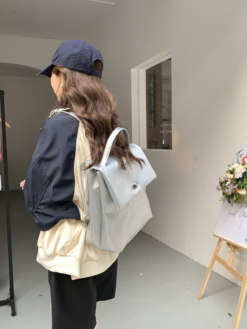Women's Silver Backpack For College Students Autumn Winter Style_voghion.com