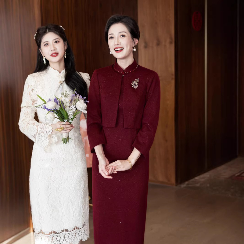 High-End and Elegant Mother-In-Law Wedding Banquet Dress, Noble Lady's 2026 Spring and Autumn New Style Mother's Two-Piece Dress Set High-End and Elegant Mother-In-Law Wedding Banquet Dress, Noble Lady's 2026 Spring and Autumn New Style Mother's Two-Piece Dress Set