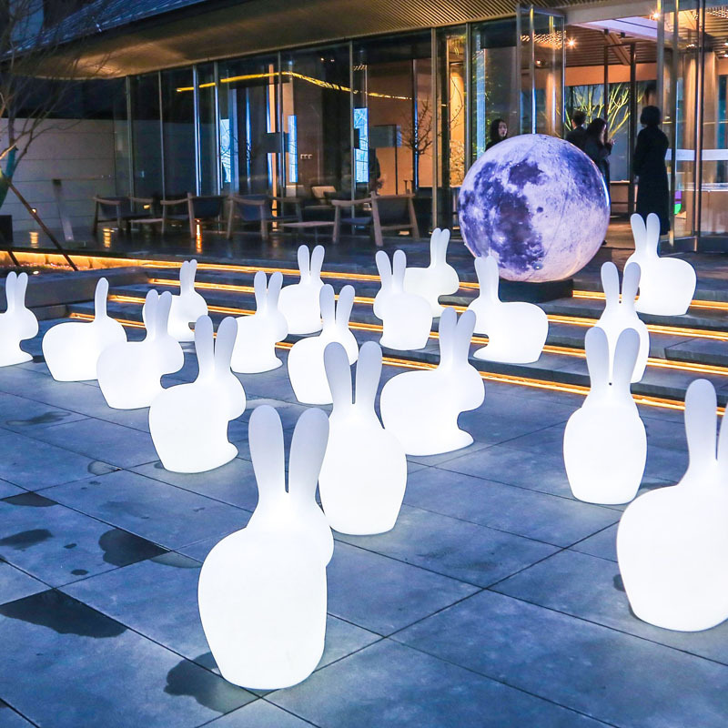 Outdoor Lawn Lamp Little Rabbit Landscape Lamp Villa Courtyard Illuminating Lamp Modern Simple Decor Rainbow Rabbit Table Lamp