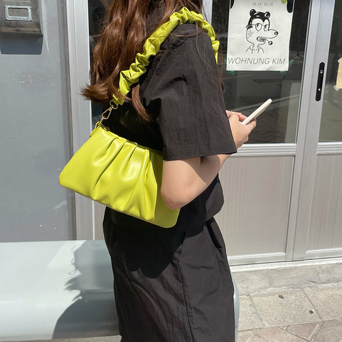 Niche bag shoulder bag 2024 new Korean version trendy and versatile cloud bag pleated bag armpit bag women's bag crossbody bag