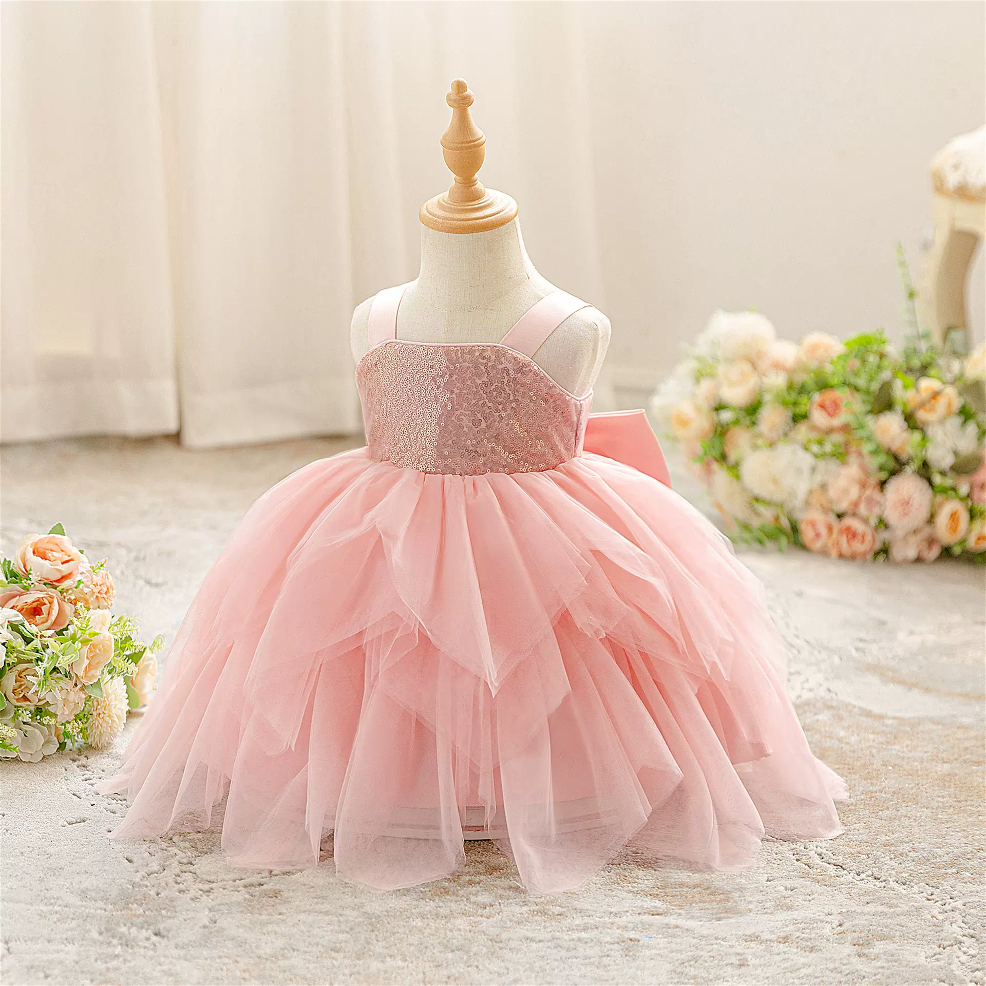 儿童礼服女童公主裙蓬蓬纱裙洋气花童婚纱裙主持人钢琴演出服走秀