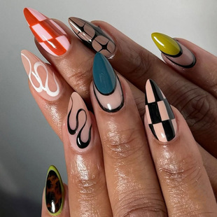 Pure Desire Mandarin Duck Color Black and White Ripple Line Nail Art European and American Ins Style Almond Nail Chips Hot Girl Ladies Special Fake