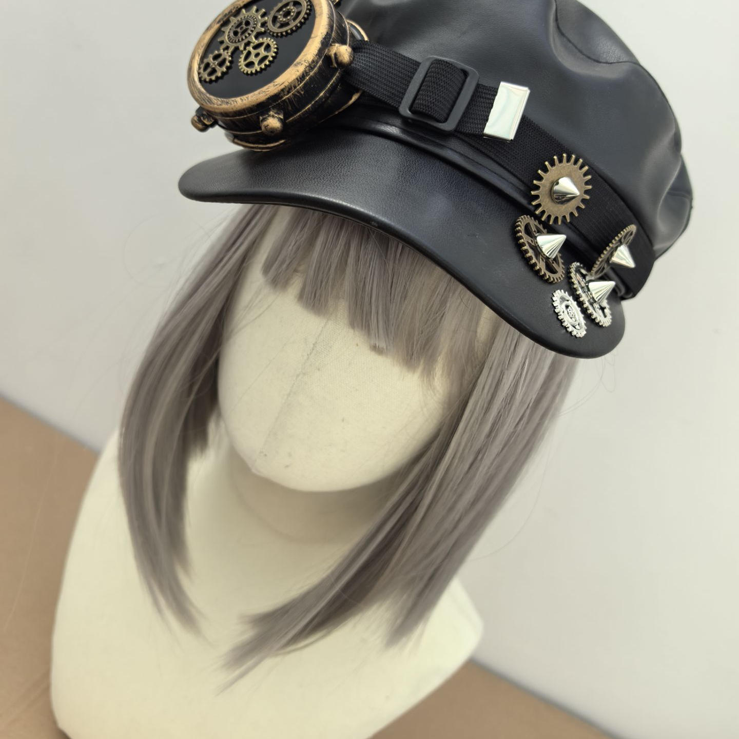 Manual de engranajes gafas de un solo ojo gorra de periódico punk oscuro gótico remachado gorra de lengua de pato 324
