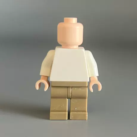 Body minifigure-white upper and earthy yellow lower