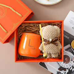 Simple and Fashionable Ceramic Mugs Gift Box with Towel Bear, Handbag Gift Set for Opening Practical Gift, Water Cup Set
