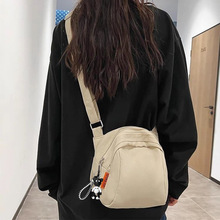 2025新款单肩小包包女斜挎包女包休闲包百搭时尚女士尼龙布贝壳包