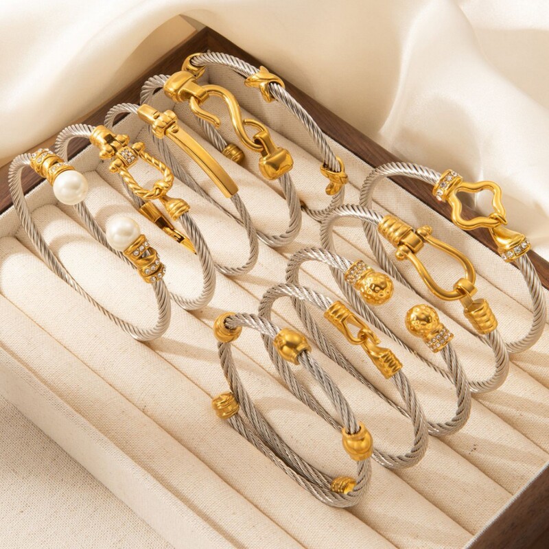 Cross-Border Gold Twist Bracelet 18K Adjustable Horseshoe Buckle Titanium Steel Bracelet European and American Versatile Fashion Simple Bracelet