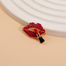 跨境欧美创意个性合金镶钻滴油涂口红嘴唇胸针别针时尚简约服饰品