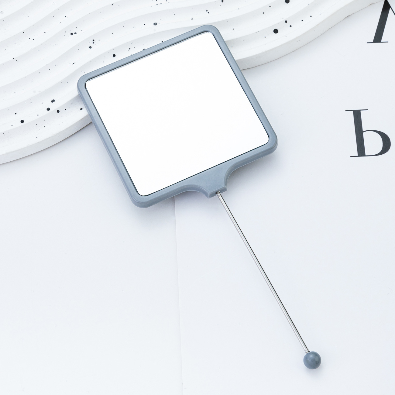 Espejo pequeño de bricolaje cuadrado multicolor, espejo portátil de alta definición, espejo de mano, mango especial para niñas, espejo de maquillaje