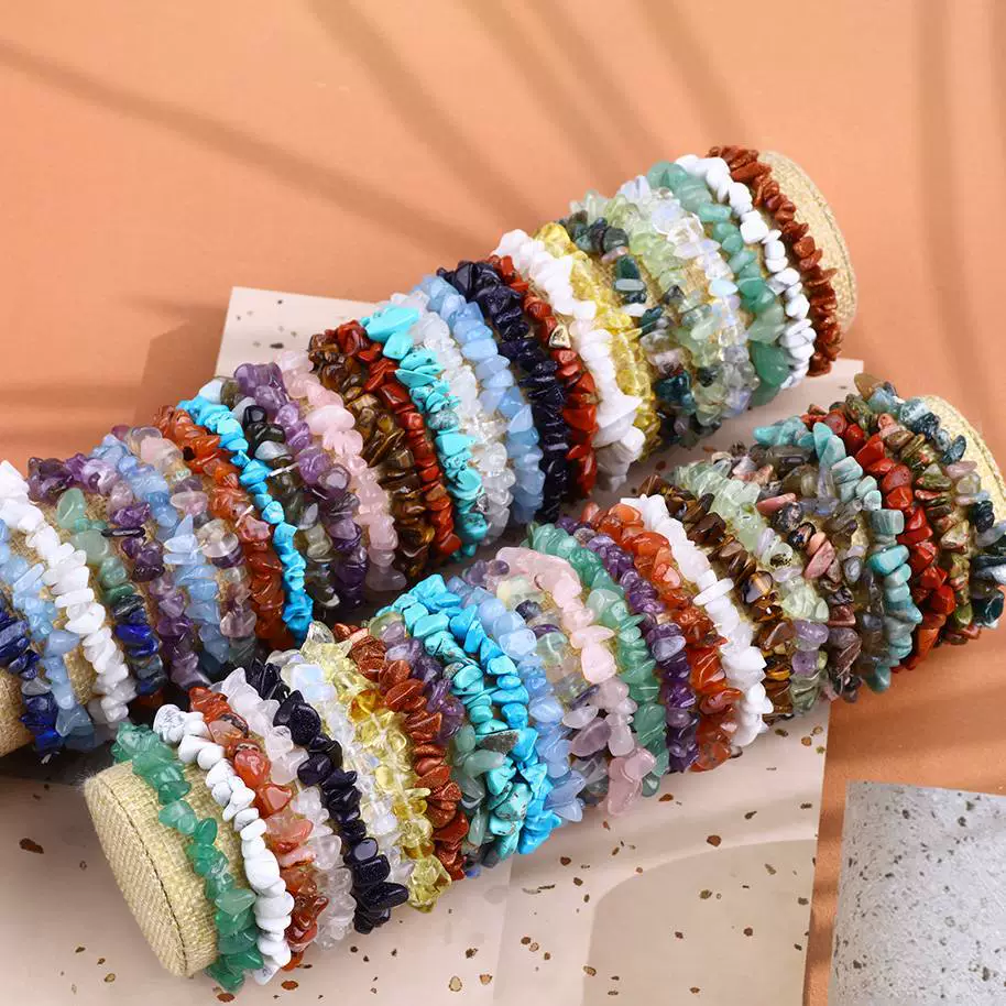 Оптовая продажа браслетов из натурального камня и кристаллов для женщин, браслеты из неровных мелких камней, ювелирные изделия из аметиста